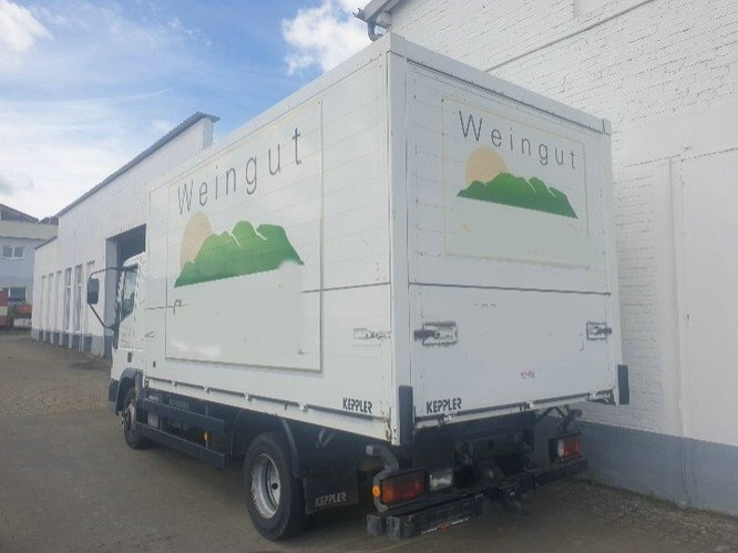 Euro Cargo ML 75E14 4x2 Euro Cargo ML 75E14 4x2 Getränkekoffer, 6-Zylinder-Motor - بصندوق مغلق شاحنة: صور 5 Euro Cargo ML 75E14 4x2 Euro Cargo ML 75E14 4x2 Getränkekoffer, 6-Zylinder-Motor - بصندوق مغلق شاحنة: صور 5