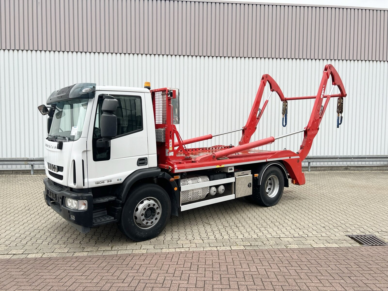 EuroCargo ML190EL32 4x2 EuroCargo ML190EL32 4x2, Funk - شاحنات قابلة للفك شاحنة: صور 1 EuroCargo ML190EL32 4x2 EuroCargo ML190EL32 4x2, Funk - شاحنات قابلة للفك شاحنة: صور 1