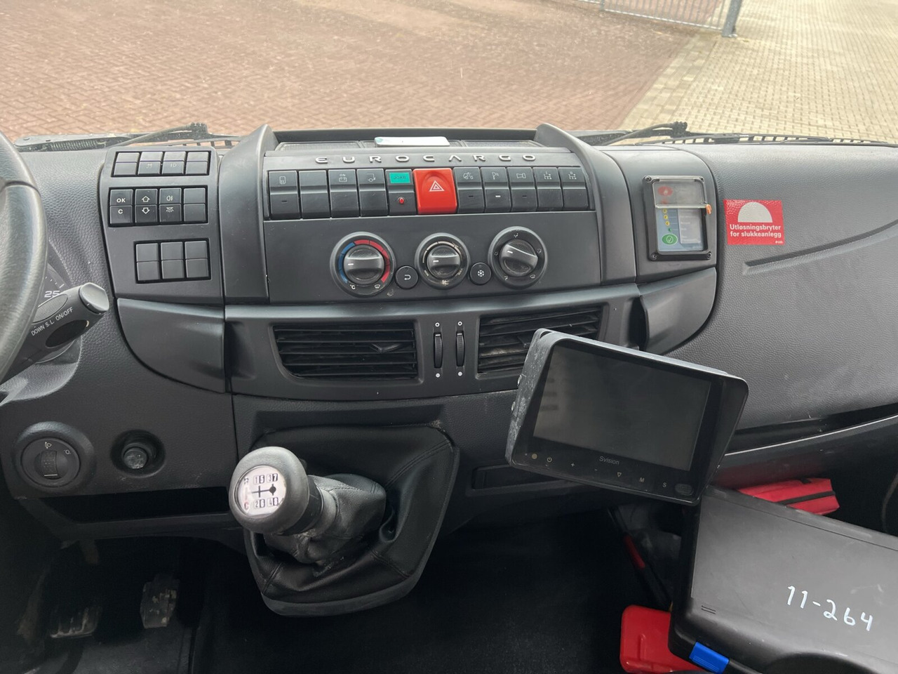 EuroCargo ML190EL32 4x2 EuroCargo ML190EL32 4x2, Funk - شاحنات قابلة للفك شاحنة: صور 5 EuroCargo ML190EL32 4x2 EuroCargo ML190EL32 4x2, Funk - شاحنات قابلة للفك شاحنة: صور 5