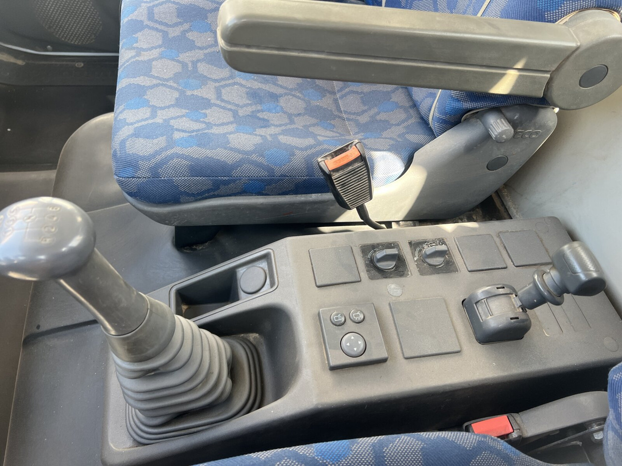 قلابات EuroCargo ML80E18K 4x2 EuroCargo ML80E18K 4x2: صور 7