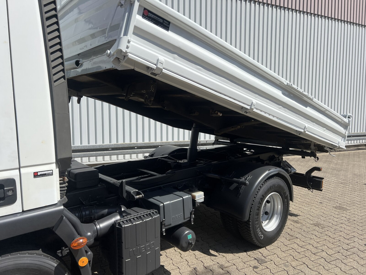 قلابات EuroCargo ML80E18K 4x2 EuroCargo ML80E18K 4x2: صور 14