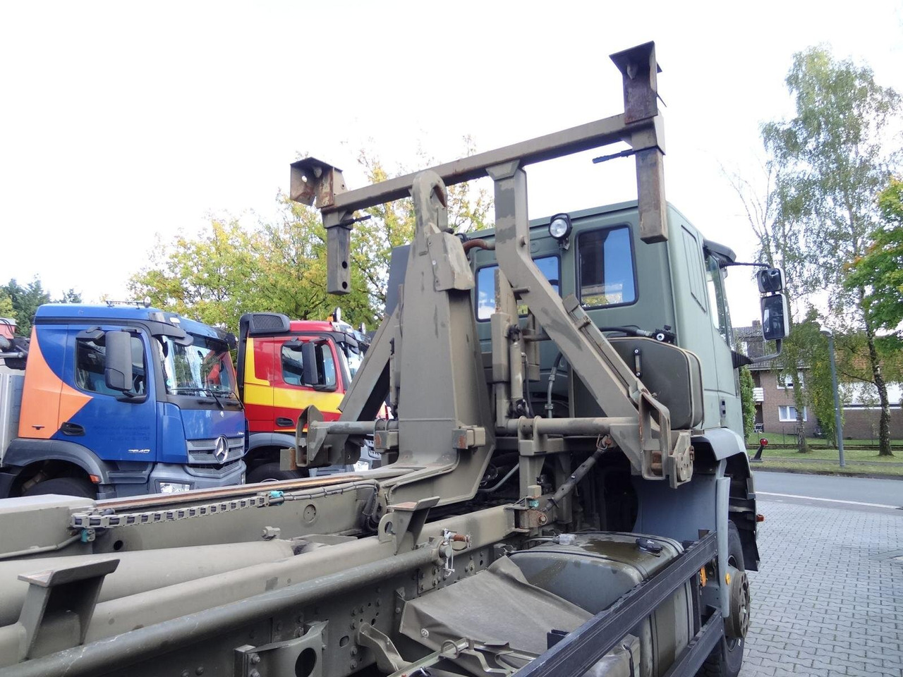 EuroTrakker 260E44W 6X6 EuroTrakker 260E44W 6X6, Retarder, ADR - شاحنة ذات الخطاف: صور 5 EuroTrakker 260E44W 6X6 EuroTrakker 260E44W 6X6, Retarder, ADR - شاحنة ذات الخطاف: صور 5