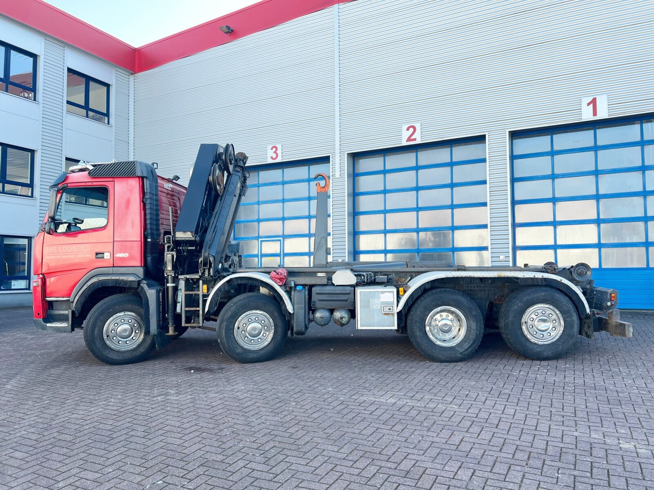 FM 460 8x2-6 FM 460 8x2-6, Lenk-/Liftachse, Kran HMF 2020-K4, Funk - شاحنة ذات الخطاف, شاحنة كرين: صور 3 FM 460 8x2-6 FM 460 8x2-6, Lenk-/Liftachse, Kran HMF 2020-K4, Funk - شاحنة ذات الخطاف, شاحنة كرين: صور 3
