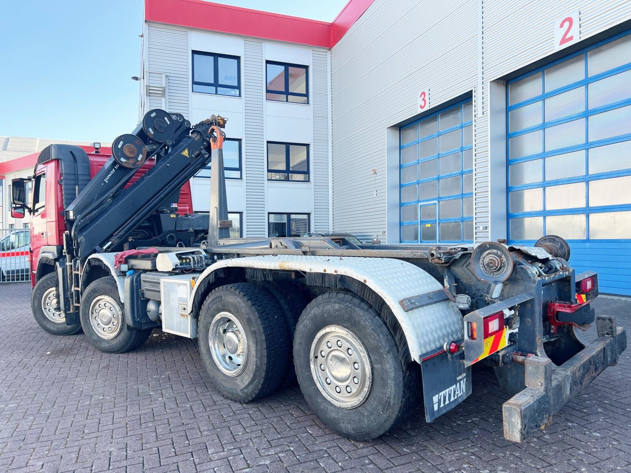 FM 460 8x2-6 FM 460 8x2-6, Lenk-/Liftachse, Kran HMF 2020-K4, Funk - شاحنة ذات الخطاف, شاحنة كرين: صور 2 FM 460 8x2-6 FM 460 8x2-6, Lenk-/Liftachse, Kran HMF 2020-K4, Funk - شاحنة ذات الخطاف, شاحنة كرين: صور 2