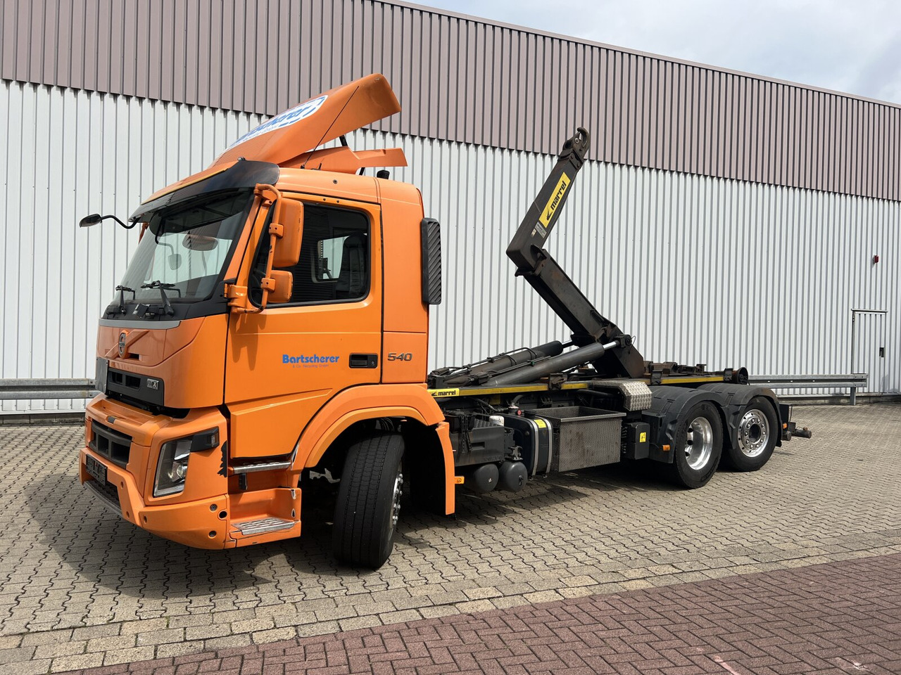FMX 540 6x2 FMX 540 6x2, Lenk-/Liftachse, Motorabtrieb - شاحنة ذات الخطاف: صور 1 FMX 540 6x2 FMX 540 6x2, Lenk-/Liftachse, Motorabtrieb - شاحنة ذات الخطاف: صور 1