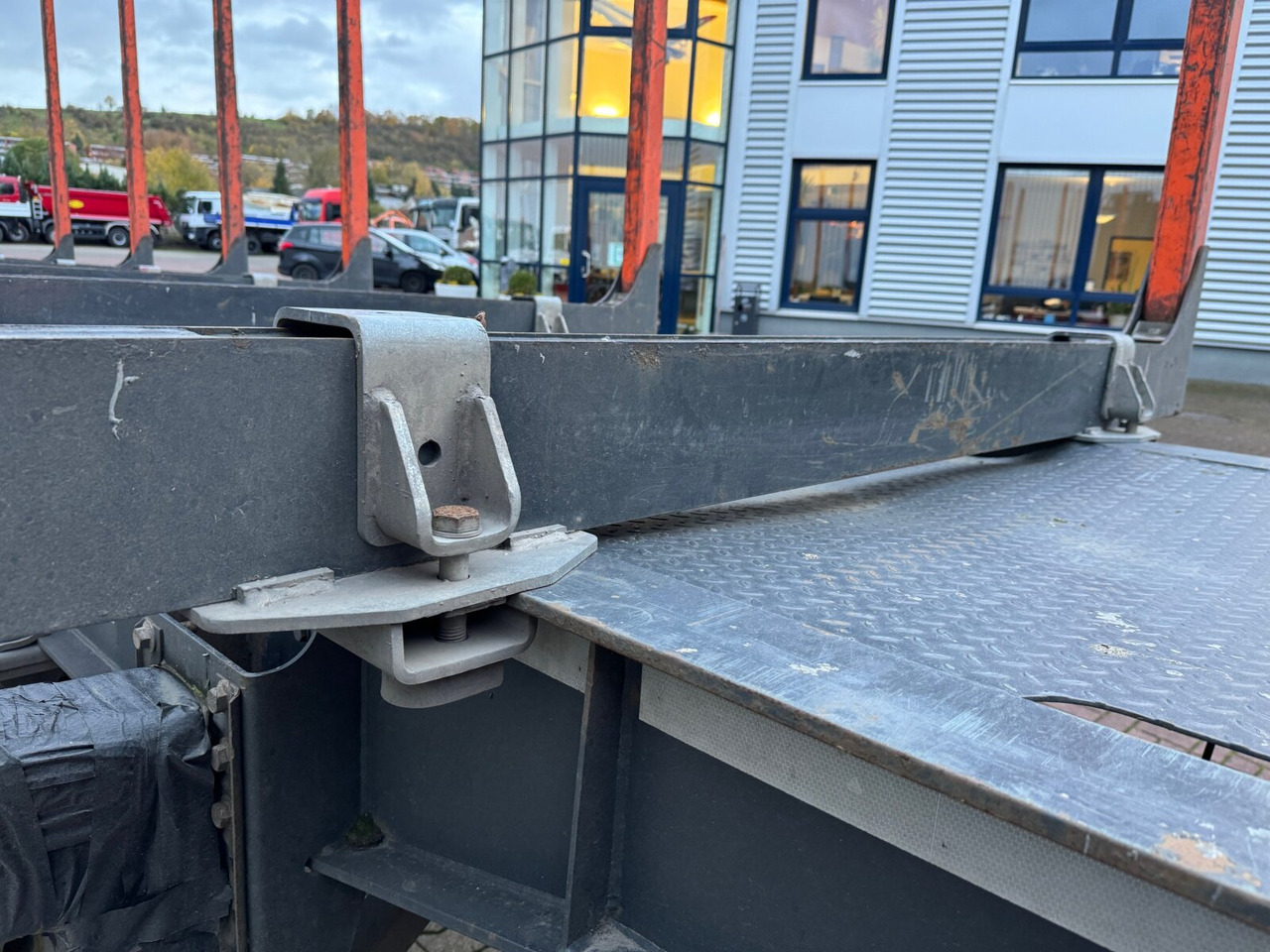 GSODAM GSTB3SL Holzauflieger GSODAM GSTB3SL Holzauflieger, Liftachse - نصف مقطورة اخشاب: صور 5 GSODAM GSTB3SL Holzauflieger GSODAM GSTB3SL Holzauflieger, Liftachse - نصف مقطورة اخشاب: صور 5