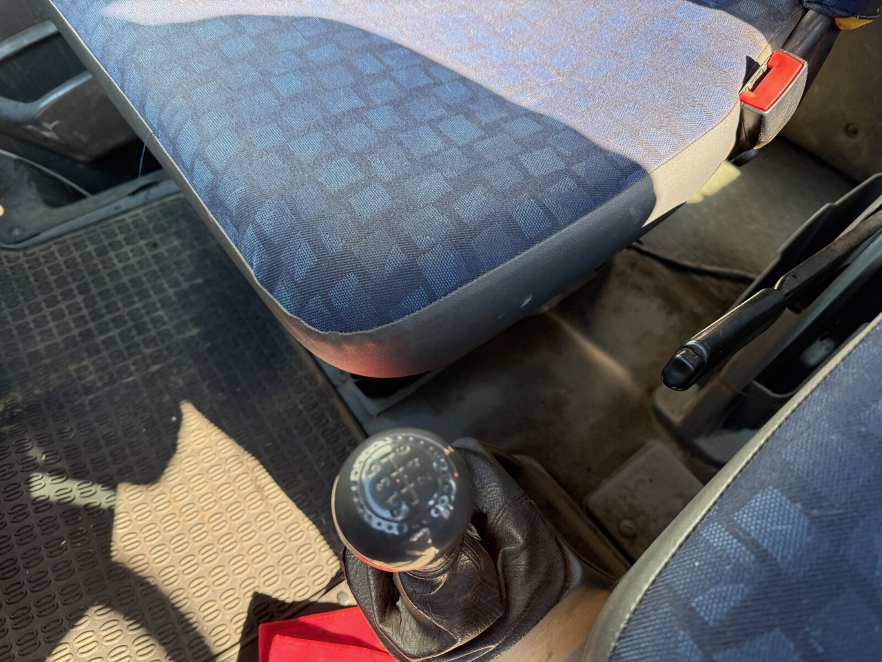 Iveco Daily 65C15D 4x2 Doka Daily 65C15D 4x2 Doka, Grüne Plakette, City-Abroller - شاحنة ذات الخطاف: صور 4 Iveco Daily 65C15D 4x2 Doka Daily 65C15D 4x2 Doka, Grüne Plakette, City-Abroller - شاحنة ذات الخطاف: صور 4