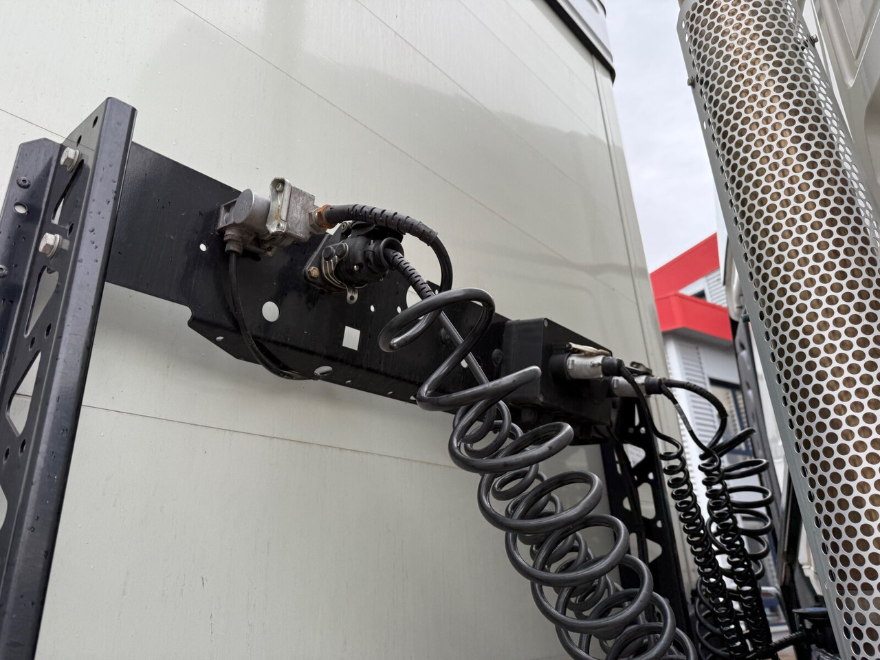 Kögel SN 24-1 SN 24-1, Liftachse, Edscha - نصف مقطورة مسطحة: صور 5 Kögel SN 24-1 SN 24-1, Liftachse, Edscha - نصف مقطورة مسطحة: صور 5