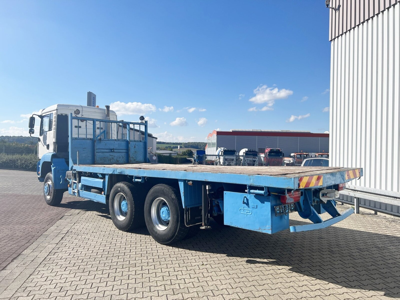 شاحنة ذات الخطاف MAN TGA 26.310 6X6 BB TGA 26.310 6X6 BB: صور 12 شاحنة ذات الخطاف MAN TGA 26.310 6X6 BB TGA 26.310 6X6 BB: صور 12