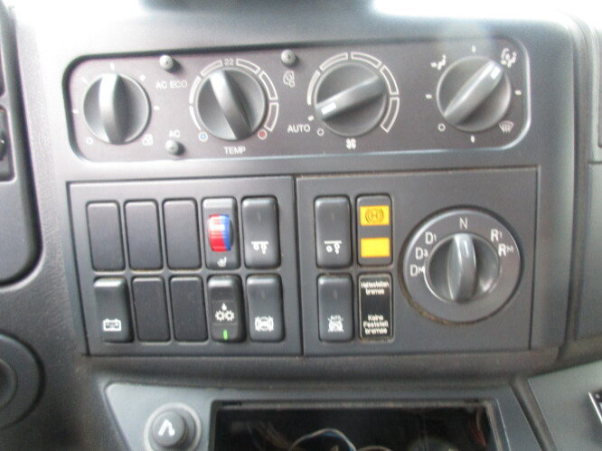 MAN TGA 26.350 6x2-2BL TGA 26.350/400 6x2-2BL FAUN POWER PRESS 524, OHNE MOTOR! - شاحنة القمامة: صور 5 MAN TGA 26.350 6x2-2BL TGA 26.350/400 6x2-2BL FAUN POWER PRESS 524, OHNE MOTOR! - شاحنة القمامة: صور 5