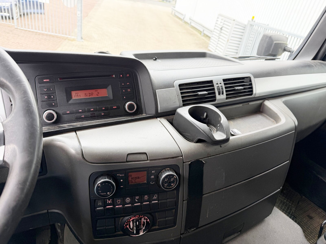 قلابات MAN TGA 26.400 6x6 BB TGA 26.400 6x6 BB, Winterdienstausstattung: صور 6