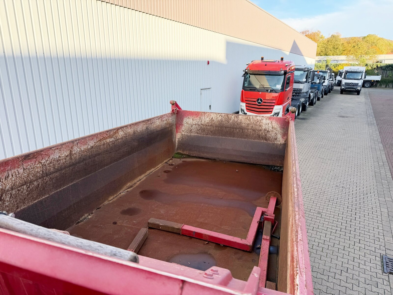 MAN TGA 26.480 6X6H BL TGA 26.480 6X6H BL, HydroDrive, Intarder, Wechselsystem (Sattelplatte) - قلابات: صور 2 MAN TGA 26.480 6X6H BL TGA 26.480 6X6H BL, HydroDrive, Intarder, Wechselsystem (Sattelplatte) - قلابات: صور 2