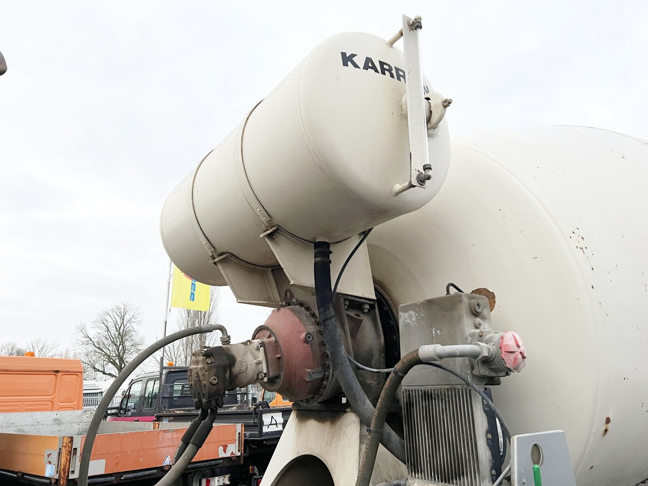 شاحنة خلاطة خرسانة MAN TGA 35.360 8X4 BB TGA 35.360 8X4 BB, Betonmischer Karrena 10m³: صور 10