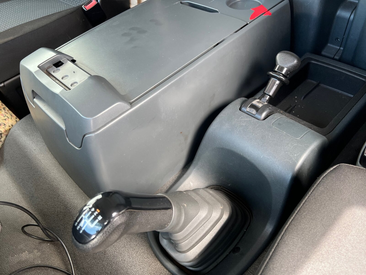 بصندوق مغلق شاحنة MAN TGL 12.220 4X2 BL TGL 12.220 4X2 BL mit MBB LBW 1500K: صور 5 بصندوق مغلق شاحنة MAN TGL 12.220 4X2 BL TGL 12.220 4X2 BL mit MBB LBW 1500K: صور 5