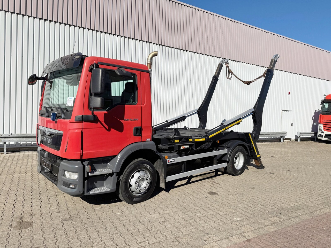 MAN TGM 15/16.290 4X2 BL TGM 15/16.290 4X2 BL, Tele-Absetzer, Funk - شاحنات قابلة للفك شاحنة: صور 1 MAN TGM 15/16.290 4X2 BL TGM 15/16.290 4X2 BL, Tele-Absetzer, Funk - شاحنات قابلة للفك شاحنة: صور 1
