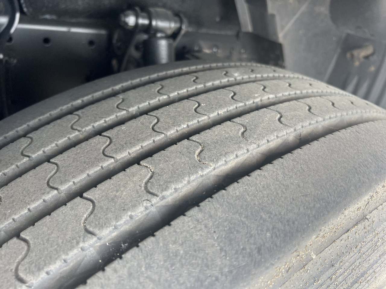 MAN TGS 18.320 4x2 BB TGS 18.320 4x2 BB, Tele-Absetzer - شاحنات قابلة للفك شاحنة: صور 4 MAN TGS 18.320 4x2 BB TGS 18.320 4x2 BB, Tele-Absetzer - شاحنات قابلة للفك شاحنة: صور 4