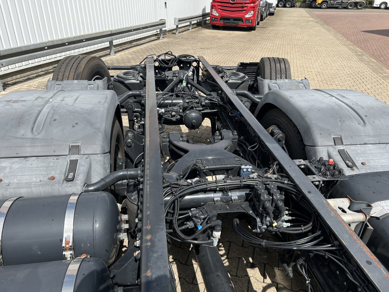 MAN TGS 26.320 6X2-4 BL TGS 26.320 6X2-4 BL, Lenk-/Liftachse, Rechtslenker, Export Only! - الشاسيه شاحنة: صور 3 MAN TGS 26.320 6X2-4 BL TGS 26.320 6X2-4 BL, Lenk-/Liftachse, Rechtslenker, Export Only! - الشاسيه شاحنة: صور 3