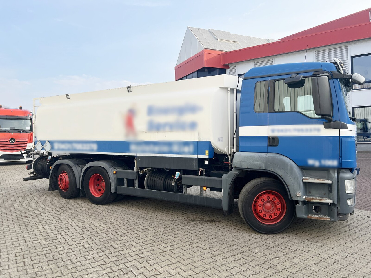 تأجير MAN TGS 26.400 6x2-4 BL TGS 26.400 6x2-4 BL, Lenk-/Liftachse, ADR, C.H. Bunge Tank ca. 20.600l, 4 Kammern MAN TGS 26.400 6x2-4 BL TGS 26.400 6x2-4 BL, Lenk-/Liftachse, ADR, C.H. Bunge Tank ca. 20.600l, 4 Kammern: صور 9