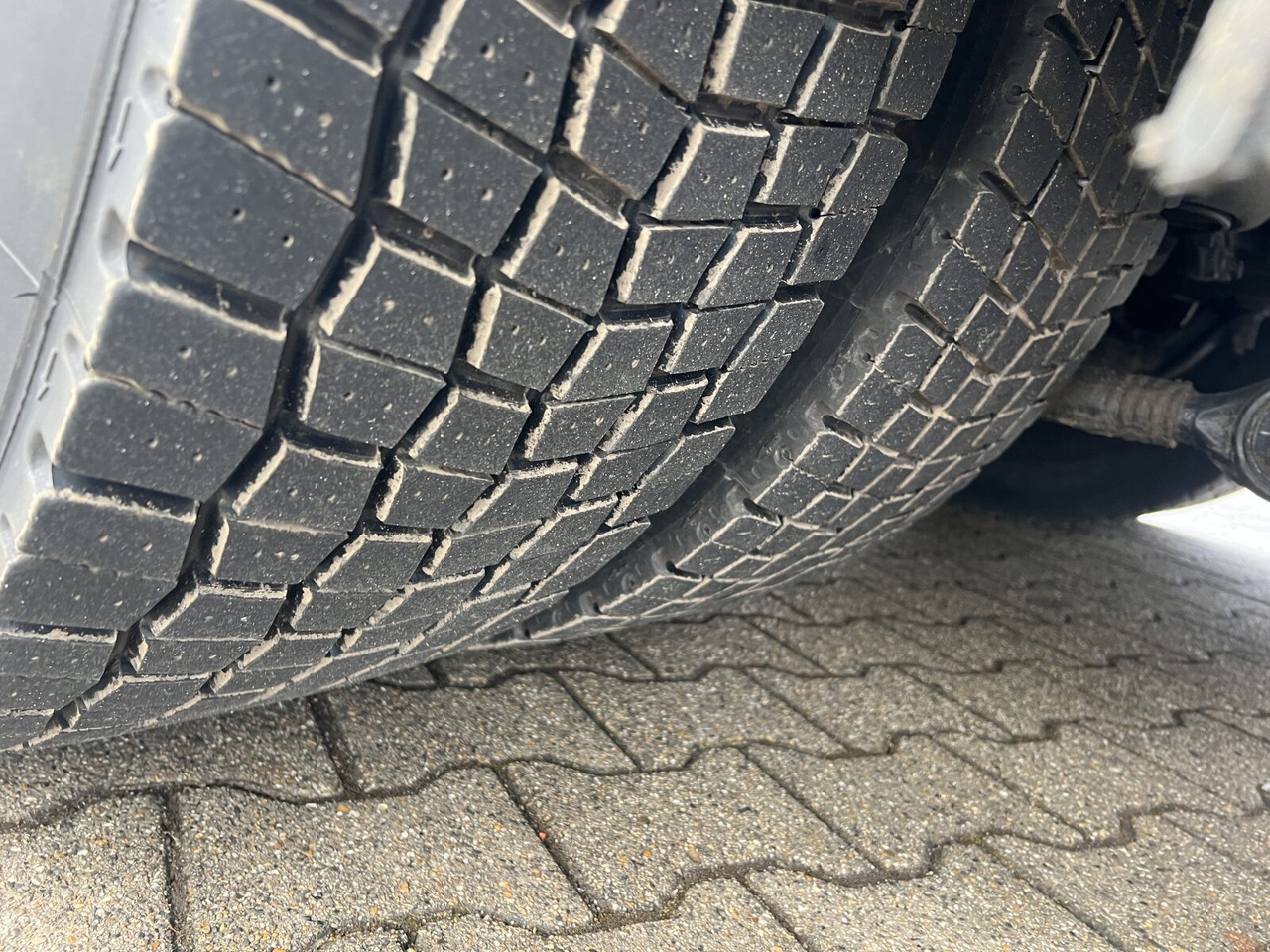 MAN TGS 26.400 6x2-4 LL TGS 26.400 6x2-4 LL, Navi, Lenk-/Liftachse, Heckkran Palfinger PK20001-K B, Funk - شاحنة كرين, شاحنات مسطحة: صور 5 MAN TGS 26.400 6x2-4 LL TGS 26.400 6x2-4 LL, Navi, Lenk-/Liftachse, Heckkran Palfinger PK20001-K B, Funk - شاحنة كرين, شاحنات مسطحة: صور 5