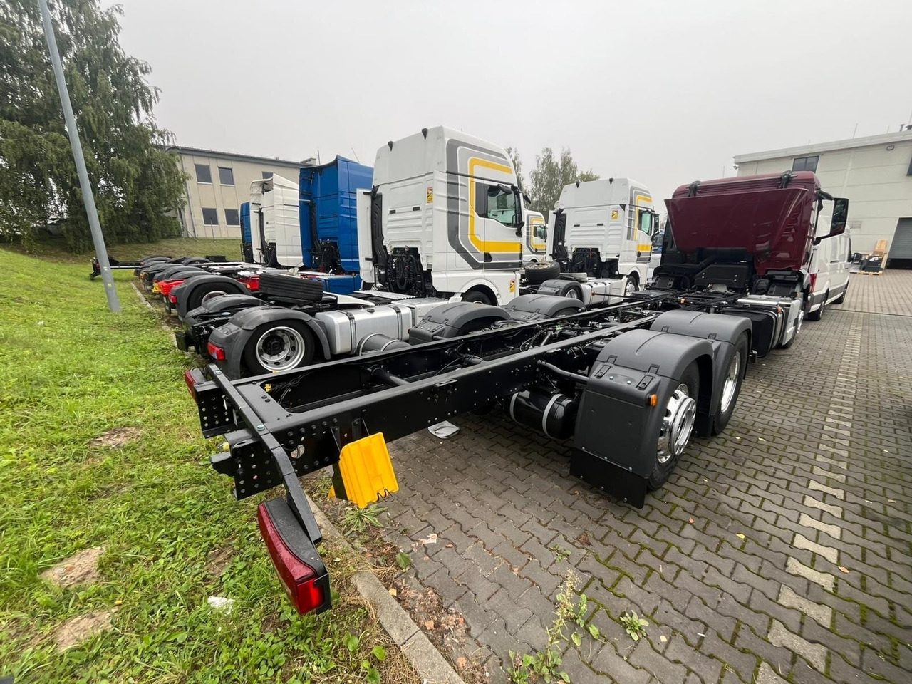 MAN TGS 26.440 6x2-4 LL CH TGS 26.440 6x2-4 LL CH, Lenk-/Liftachse, Navi, LED - الشاسيه شاحنة: صور 3 MAN TGS 26.440 6x2-4 LL CH TGS 26.440 6x2-4 LL CH, Lenk-/Liftachse, Navi, LED - الشاسيه شاحنة: صور 3