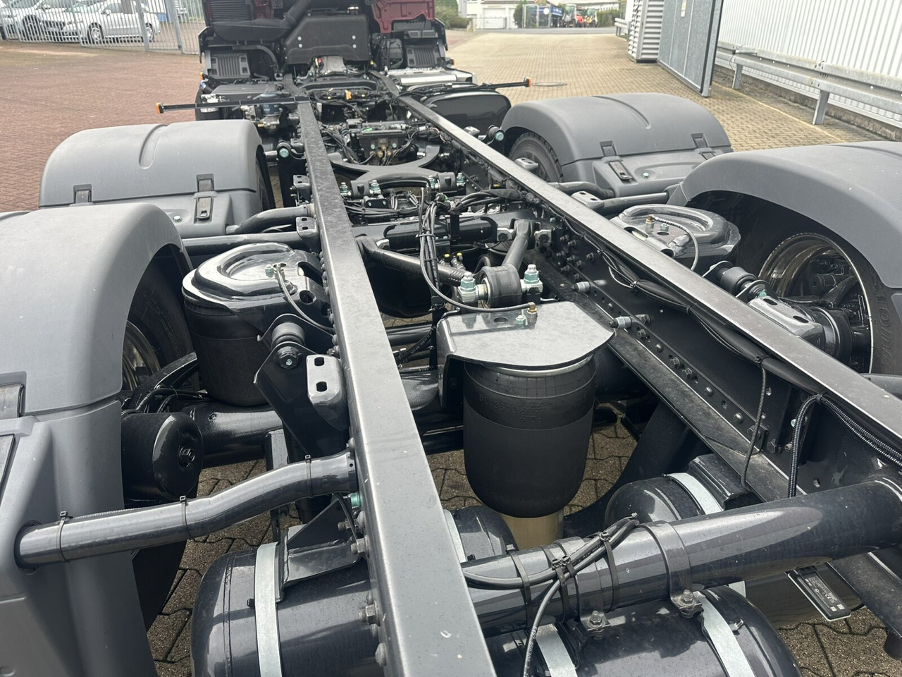 MAN TGS 26.440 6x2-4 LL CH TGS 26.440 6x2-4 LL CH, Lenk-/Liftachse, Navi, LED - الشاسيه شاحنة: صور 5 MAN TGS 26.440 6x2-4 LL CH TGS 26.440 6x2-4 LL CH, Lenk-/Liftachse, Navi, LED - الشاسيه شاحنة: صور 5