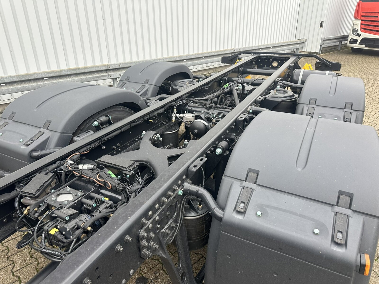 MAN TGS 26.440 6x2-4 LL CH TGS 26.440 6x2-4 LL CH, Lenk-/Liftachse, Navi, LED - الشاسيه شاحنة: صور 4 MAN TGS 26.440 6x2-4 LL CH TGS 26.440 6x2-4 LL CH, Lenk-/Liftachse, Navi, LED - الشاسيه شاحنة: صور 4