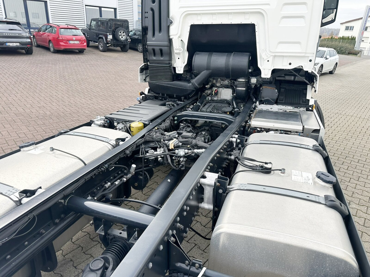 MAN TGS 26.480 6x2-4 LL TGS 26.480 6x2-4 LL, Retarder, Lenk-/Liftachse, Standklima - الشاسيه شاحنة: صور 4 MAN TGS 26.480 6x2-4 LL TGS 26.480 6x2-4 LL, Retarder, Lenk-/Liftachse, Standklima - الشاسيه شاحنة: صور 4