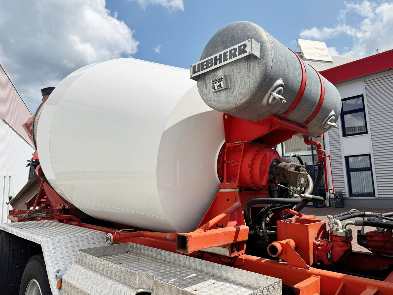 شاحنة خلاطة خرسانة MAN TGS 26.480 6x4H-4 BL TGS 26.480 6x4H-4 BL, Liebherr HTM 704, Multilift Abroller HydroDrive, Lenk-/Liftachse, Wechselfahrzeug: صور 10