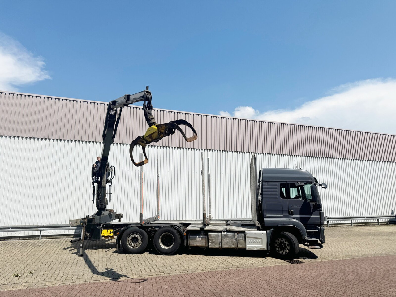 شاحنة قطع الأشجار, شاحنة كرين MAN TGS 26.500 6X4H-4 BL TGS 26.500 6X4H-4 BL, PriTarder, HydroDrive, Lenk-/Lift, Heckkran Epsilon M13Z83: صور 13