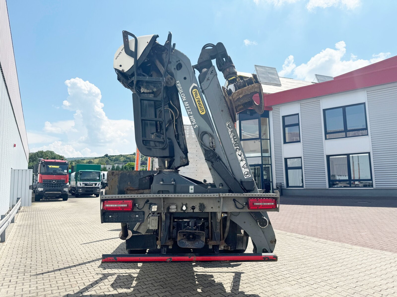 شاحنة قطع الأشجار, شاحنة كرين MAN TGS 26.500 6X4H-4 BL TGS 26.500 6X4H-4 BL, PriTarder, HydroDrive, Lenk-/Lift, Heckkran Epsilon M13Z83: صور 10