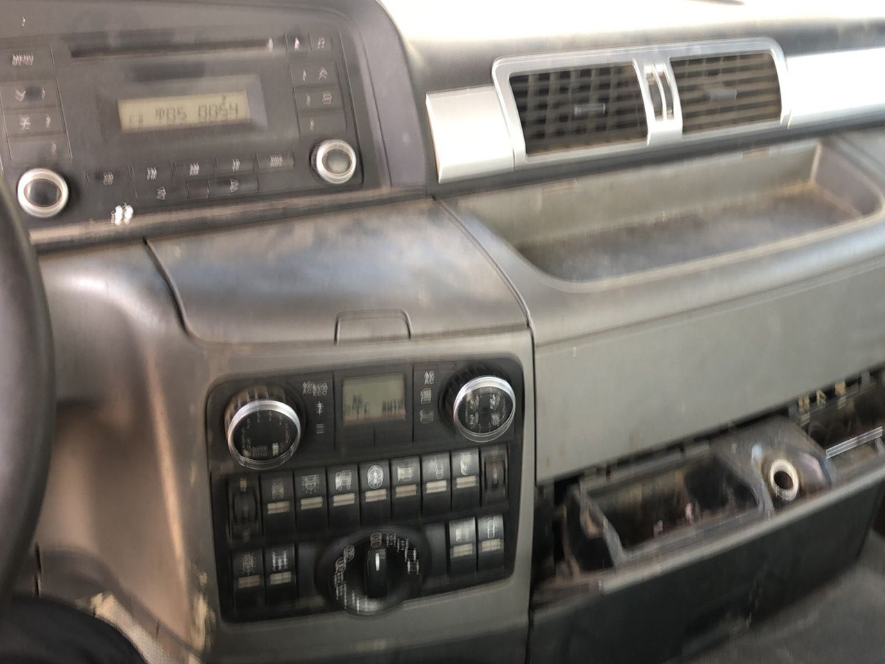 MAN TGS 41.480 8X8 BB TGS 41.480 8X8 BB, Bender Stahlmulde ca. 18m³, hydr. Heckklappe - الشاسيه شاحنة: صور 5 MAN TGS 41.480 8X8 BB TGS 41.480 8X8 BB, Bender Stahlmulde ca. 18m³, hydr. Heckklappe - الشاسيه شاحنة: صور 5