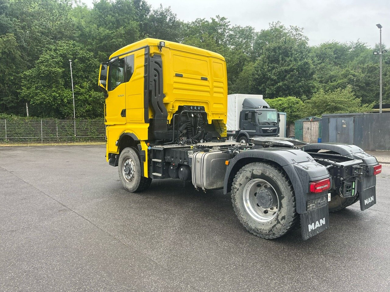 MAN TGX 18.510 4X4H BL SA TGX 18.510 4X4H BL SA, PriTarder, HydroDrive, Navi, LED, Kipphydraulik - شاحنة جرار: صور 4 MAN TGX 18.510 4X4H BL SA TGX 18.510 4X4H BL SA, PriTarder, HydroDrive, Navi, LED, Kipphydraulik - شاحنة جرار: صور 4