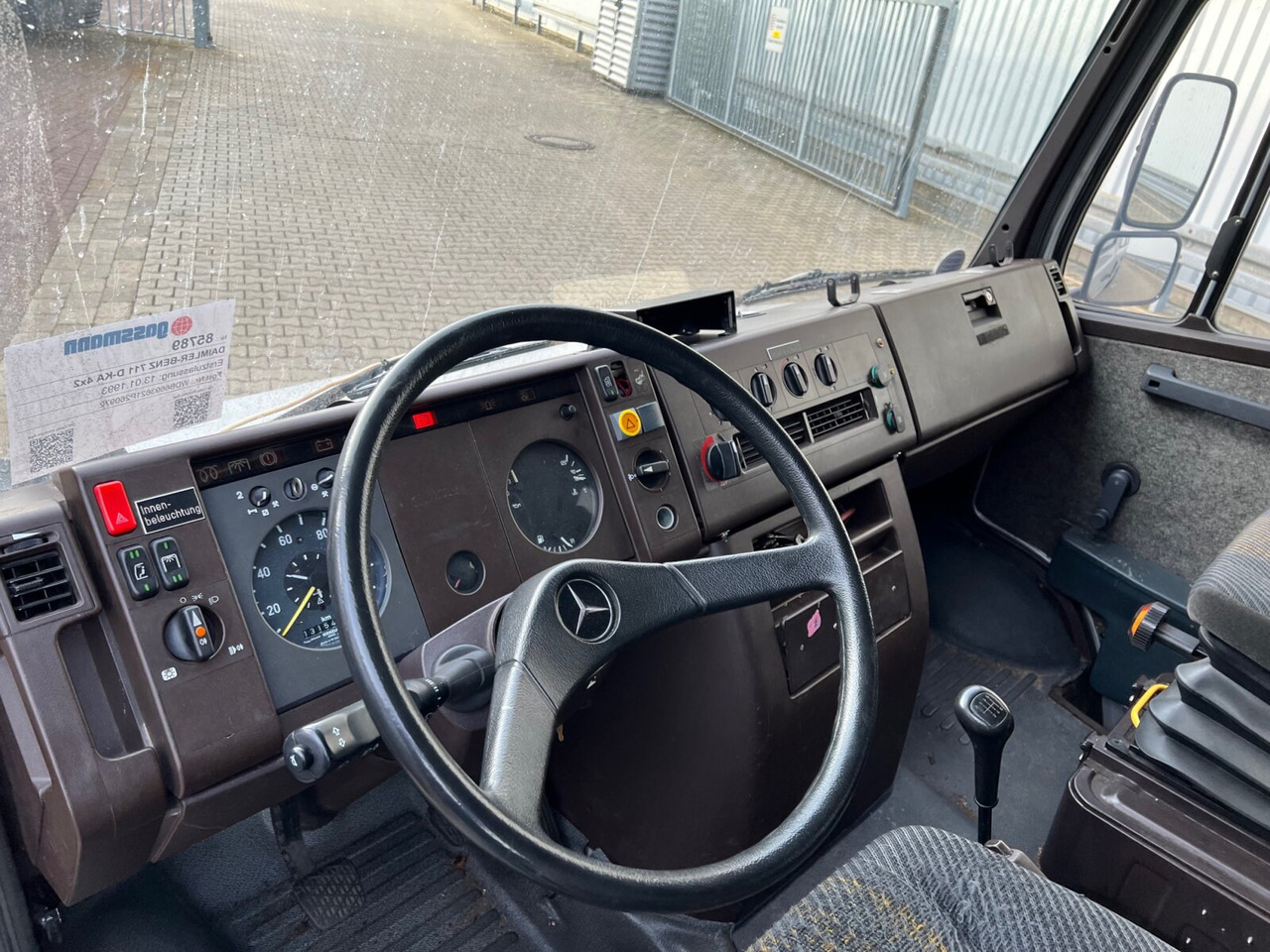 Mercedes-Benz 711 D-KA 4x2 711 D-KA 4x2, Standklima, 11-Sitze, 2 x on stock - صغيرة, ميكروباص: صور 4 Mercedes-Benz 711 D-KA 4x2 711 D-KA 4x2, Standklima, 11-Sitze, 2 x on stock - صغيرة, ميكروباص: صور 4