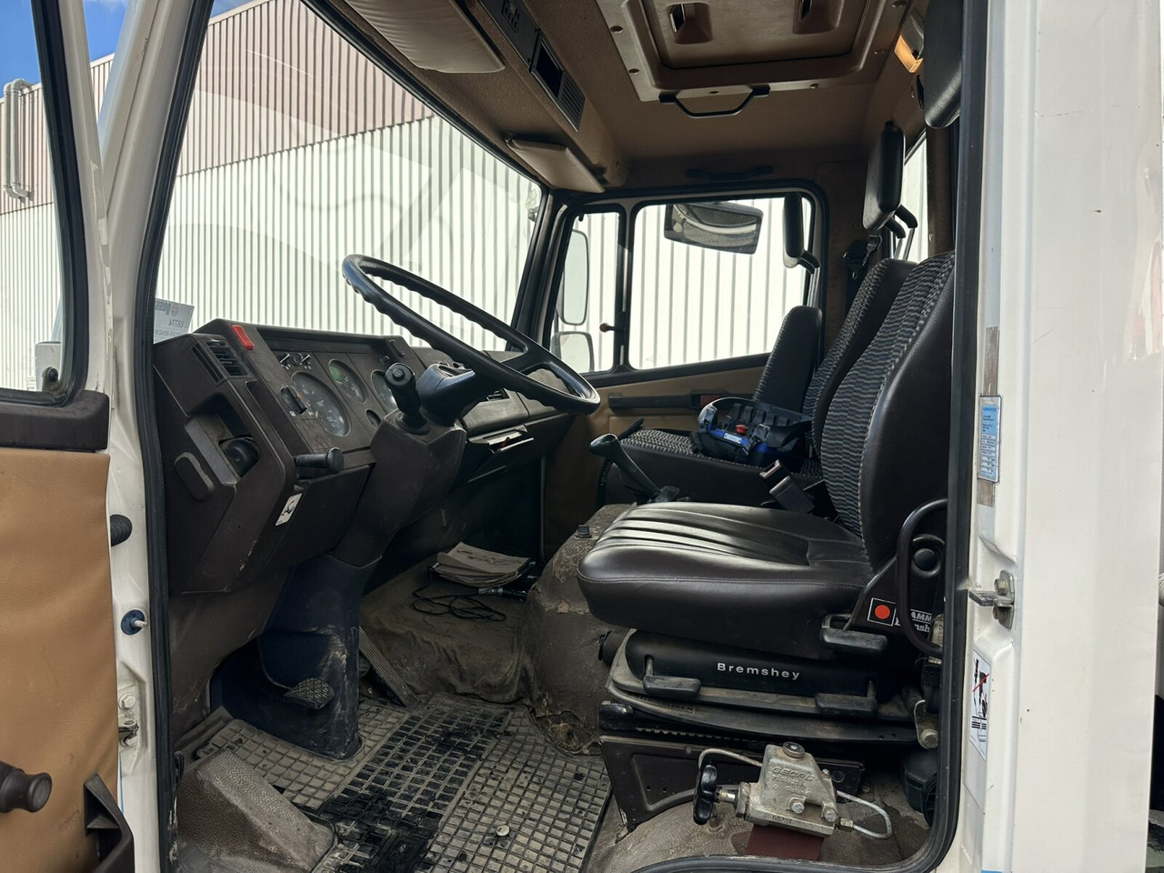 Mercedes-Benz 914 K 4x2 914 K 4x2 - قلابات: صور 5 Mercedes-Benz 914 K 4x2 914 K 4x2 - قلابات: صور 5