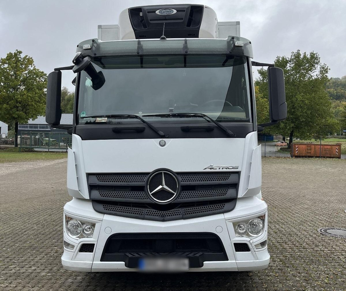 Mercedes-Benz Actros 1832 L 4x2 Actros 1832 L 4x2, Kühlkoffer, 2x Trennwand, Carrier, LBW BÄR - شاحنة: صور 3 Mercedes-Benz Actros 1832 L 4x2 Actros 1832 L 4x2, Kühlkoffer, 2x Trennwand, Carrier, LBW BÄR - شاحنة: صور 3