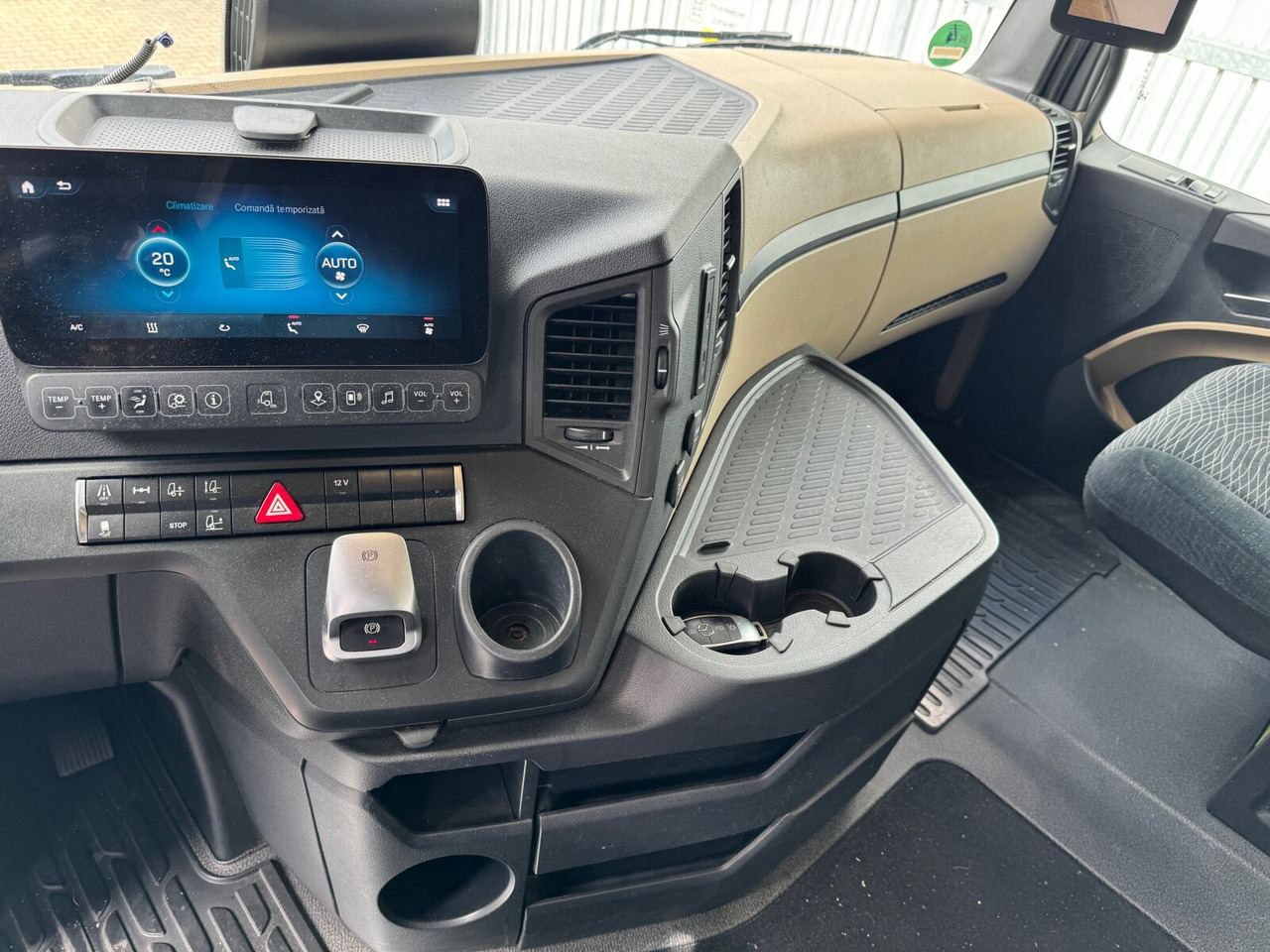 Mercedes-Benz Actros 1848 LS 4x2 Actros 1848 LS 4x2, Vollumer ,Retarder - شاحنة جرار: صور 3 Mercedes-Benz Actros 1848 LS 4x2 Actros 1848 LS 4x2, Vollumer ,Retarder - شاحنة جرار: صور 3
