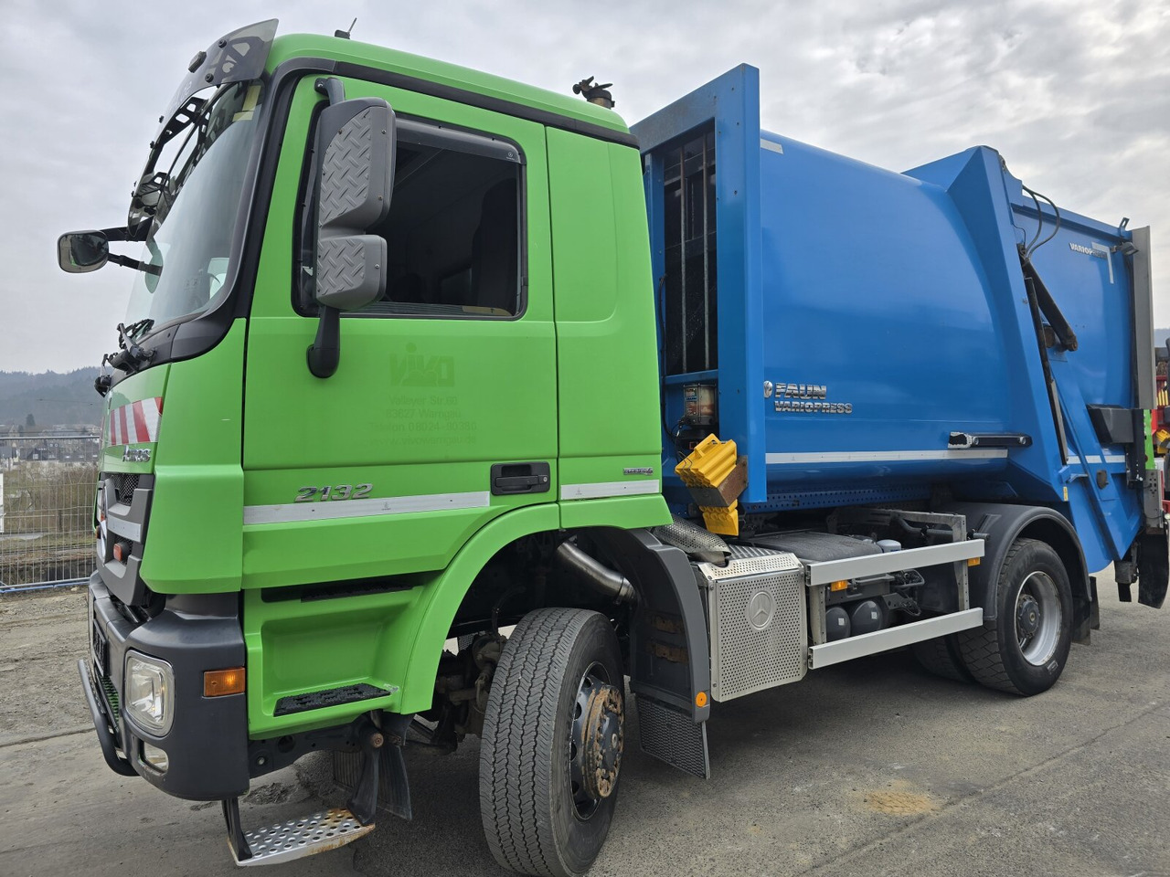 Mercedes-Benz Actros 2032 LA 4x4 Actros 2032 LA 4x4, Faun Variopress 310 ca. 10m³, Zöller Schüttung - شاحنة القمامة: صور 1 Mercedes-Benz Actros 2032 LA 4x4 Actros 2032 LA 4x4, Faun Variopress 310 ca. 10m³, Zöller Schüttung - شاحنة القمامة: صور 1