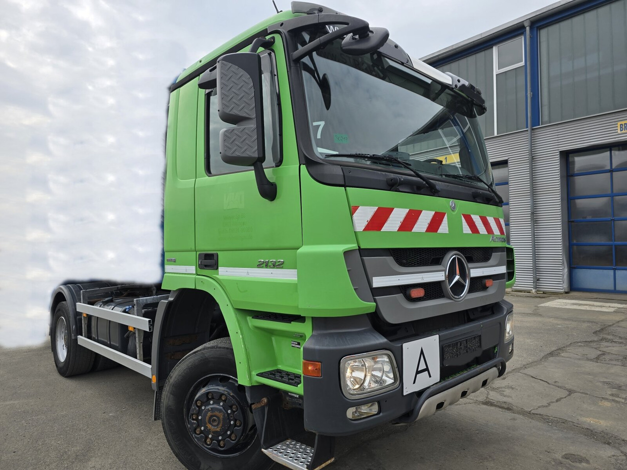 Mercedes-Benz Actros 2032 LA 4x4 Actros 2032 LA 4x4/ Rdstand 3.600 mm - الشاسيه شاحنة: صور 1 Mercedes-Benz Actros 2032 LA 4x4 Actros 2032 LA 4x4/ Rdstand 3.600 mm - الشاسيه شاحنة: صور 1