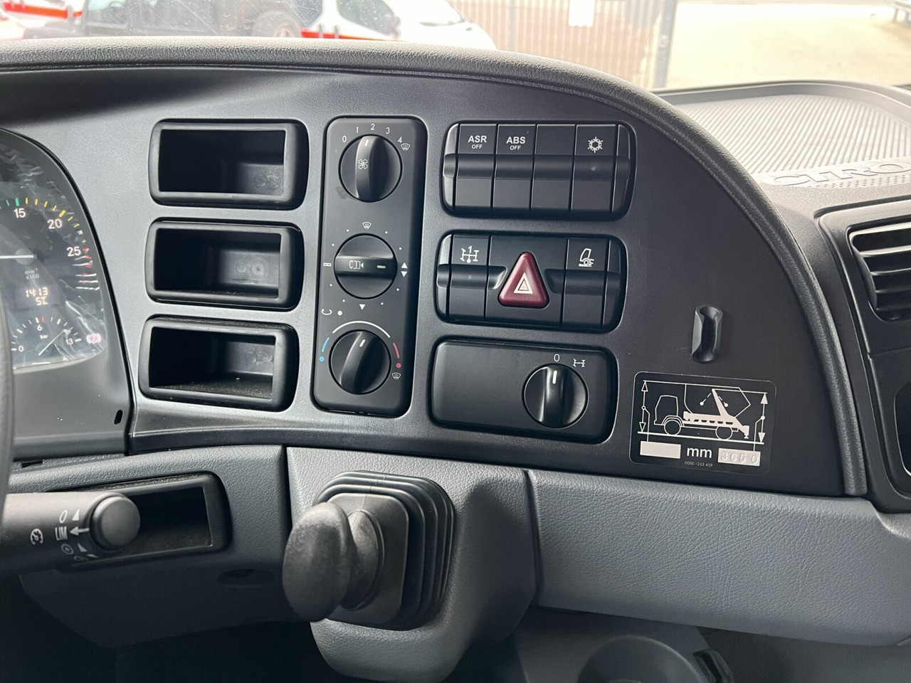 Mercedes-Benz Actros 2141 K 4x2 Actros 2141 K 4x2 - الشاسيه شاحنة: صور 3 Mercedes-Benz Actros 2141 K 4x2 Actros 2141 K 4x2 - الشاسيه شاحنة: صور 3
