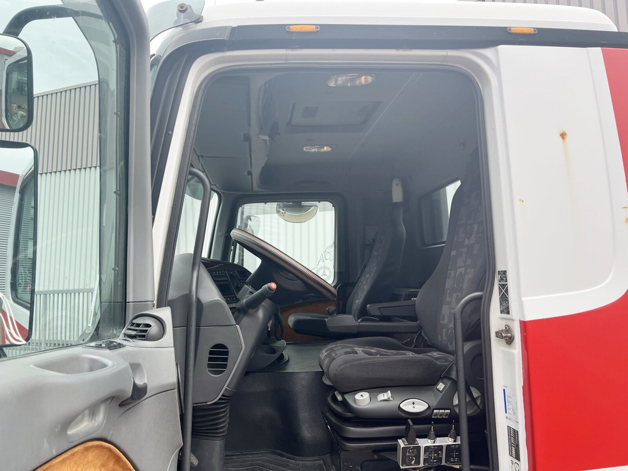 Mercedes-Benz Actros 2546 L 6x2 Actros 2546 L 6x2/48, Lift-/Lenkachse, RK 20.70 bis 7 m Container - شاحنة ذات الخطاف: صور 2 Mercedes-Benz Actros 2546 L 6x2 Actros 2546 L 6x2/48, Lift-/Lenkachse, RK 20.70 bis 7 m Container - شاحنة ذات الخطاف: صور 2