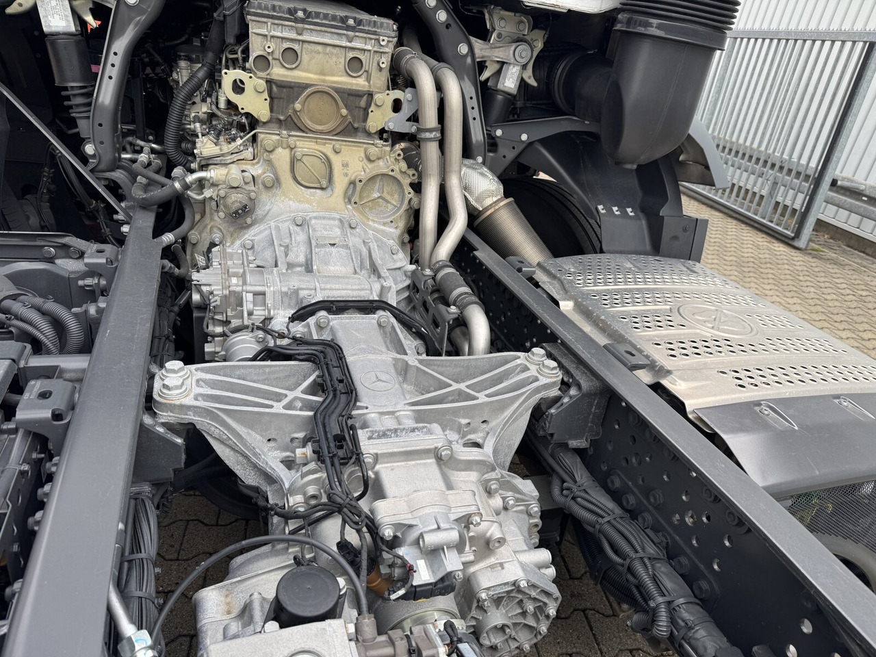 Mercedes-Benz Actros 2548 L 6x2 Actros 2548 L 6x2, Retarder, Lenk-/Liftachse - شاحنة ذات الخطاف: صور 2 Mercedes-Benz Actros 2548 L 6x2 Actros 2548 L 6x2, Retarder, Lenk-/Liftachse - شاحنة ذات الخطاف: صور 2