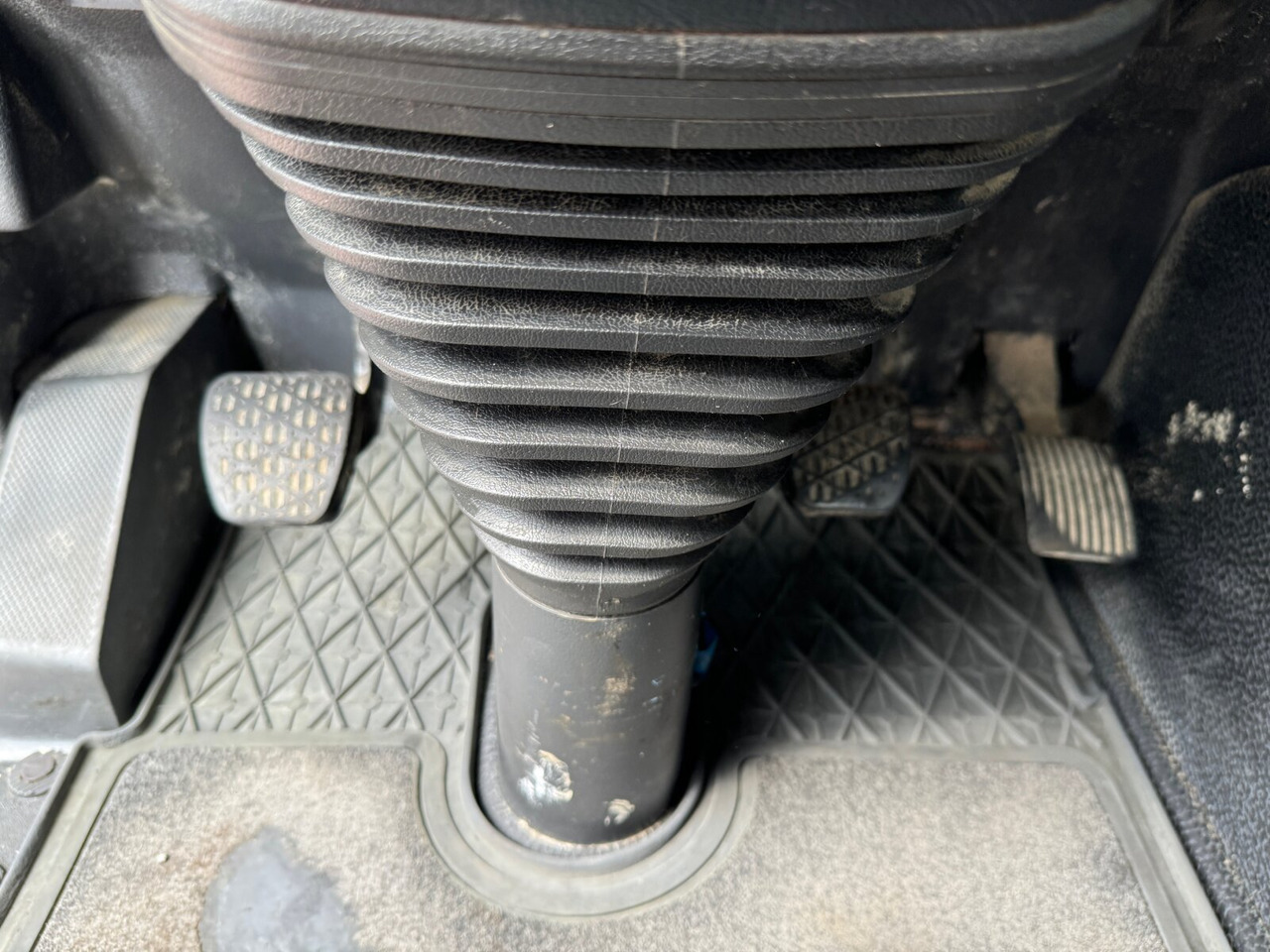 Mercedes-Benz Actros 2644/48 LK 6x4 Actros 2644/48 LK 6x4 - الشاسيه شاحنة: صور 4 Mercedes-Benz Actros 2644/48 LK 6x4 Actros 2644/48 LK 6x4 - الشاسيه شاحنة: صور 4