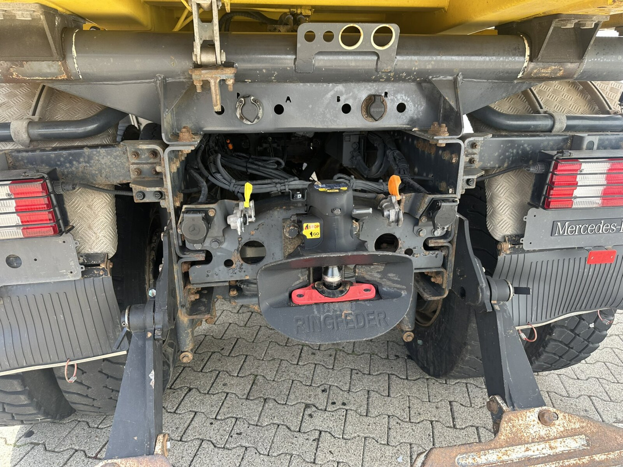 Mercedes-Benz Actros 3348 AK 6x6 Actros 3348 AK 6x6, Bordmatik links - قلابات: صور 2 Mercedes-Benz Actros 3348 AK 6x6 Actros 3348 AK 6x6, Bordmatik links - قلابات: صور 2