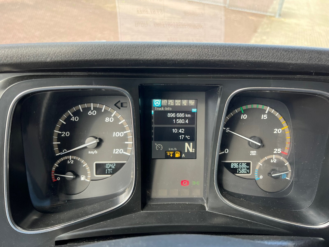 Mercedes-Benz Actros 3551 L 8x2/4 Actros 3551 L 8x2/4, Vorlauflenkachse, Doppelbereifte Nachlaufliftachse - الشاسيه شاحنة: صور 4 Mercedes-Benz Actros 3551 L 8x2/4 Actros 3551 L 8x2/4, Vorlauflenkachse, Doppelbereifte Nachlaufliftachse - الشاسيه شاحنة: صور 4