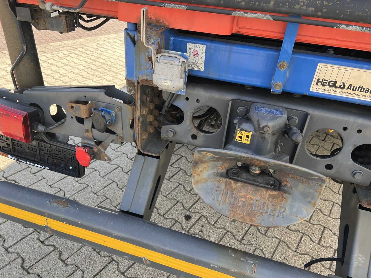 Mercedes-Benz Antos 1836 L 4x2 Antos 1836 L 4x2, Glastransporter, Heckkran Palfinger Pk 12002-EH, Funk - شاحنة كرين: صور 4 Mercedes-Benz Antos 1836 L 4x2 Antos 1836 L 4x2, Glastransporter, Heckkran Palfinger Pk 12002-EH, Funk - شاحنة كرين: صور 4