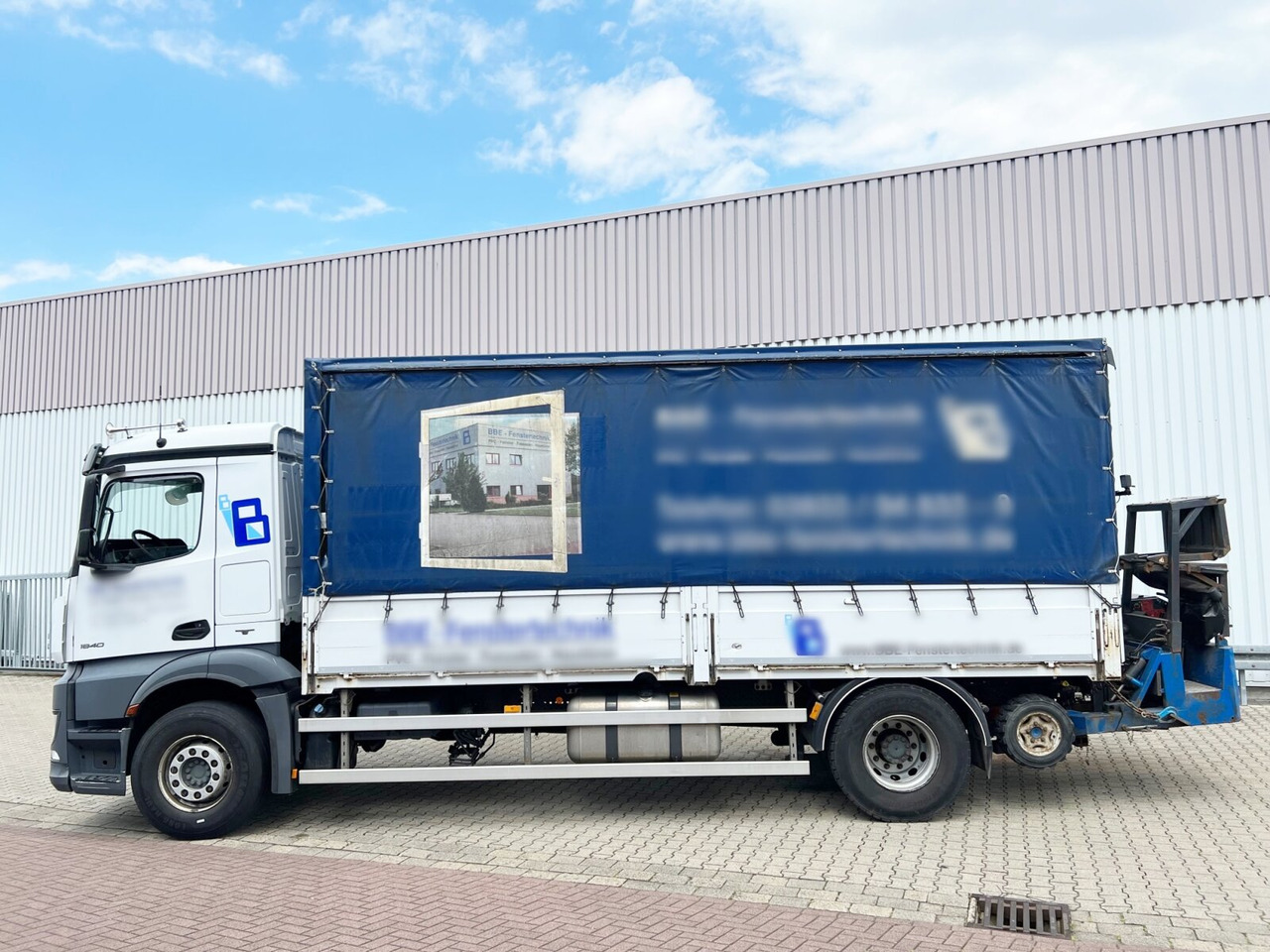 Mercedes-Benz Antos 1840 L 4x2 Antos 1840 L 4x2, Aufnahme für Mitnahmestapler - شاحنة ستارة: صور 1 Mercedes-Benz Antos 1840 L 4x2 Antos 1840 L 4x2, Aufnahme für Mitnahmestapler - شاحنة ستارة: صور 1