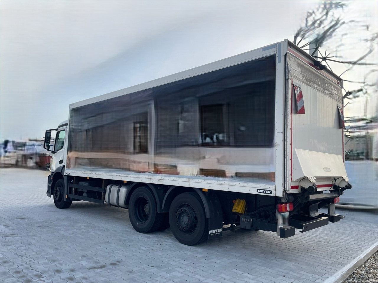 Mercedes-Benz Antos 2535 L 6x2 Antos 2535 L 6x2, Lenk-/Liftachse, LBW BÄR - بصندوق مغلق شاحنة: صور 2 Mercedes-Benz Antos 2535 L 6x2 Antos 2535 L 6x2, Lenk-/Liftachse, LBW BÄR - بصندوق مغلق شاحنة: صور 2