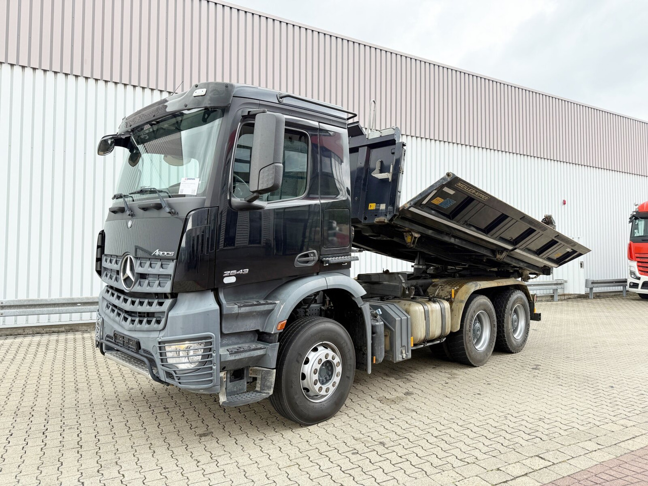 Mercedes-Benz Arocs 2643 K 6x4 Arocs 2643 K 6x4, Bordmatik - قلابات: صور 1 Mercedes-Benz Arocs 2643 K 6x4 Arocs 2643 K 6x4, Bordmatik - قلابات: صور 1