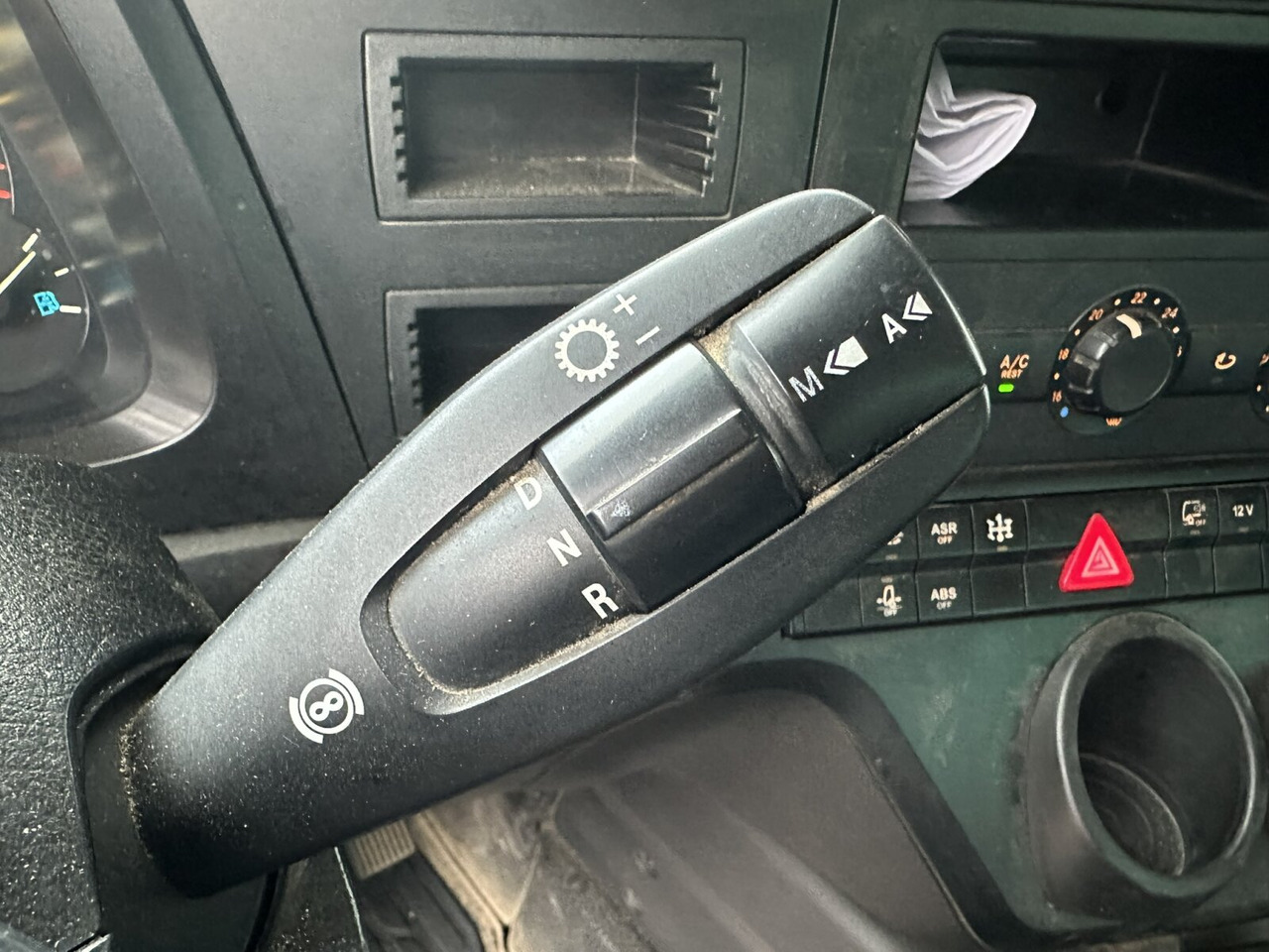 قلابات Mercedes-Benz Arocs 2643 K 6x4 Arocs 2643 K 6x4, Rollplane, Meiller: صور 10 قلابات Mercedes-Benz Arocs 2643 K 6x4 Arocs 2643 K 6x4, Rollplane, Meiller: صور 10