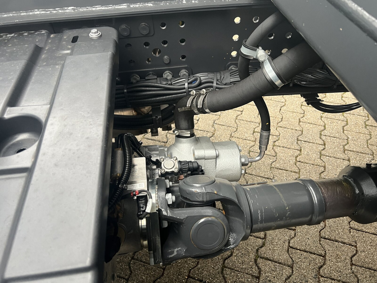 Mercedes-Benz Arocs 2645 K 6x4 Arocs 2645 K 6x4, MultimediaCockpit, Bordmatik links - قلابات: صور 3 Mercedes-Benz Arocs 2645 K 6x4 Arocs 2645 K 6x4, MultimediaCockpit, Bordmatik links - قلابات: صور 3